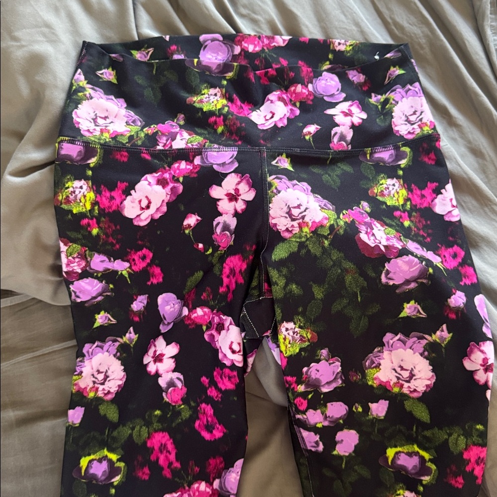 Floral Print Leggings- old navy active high rise